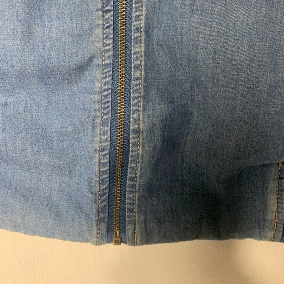 Denim & Co. Stretch Denim Bomber Jacket Women's Size 1X - Picture 6 of 10